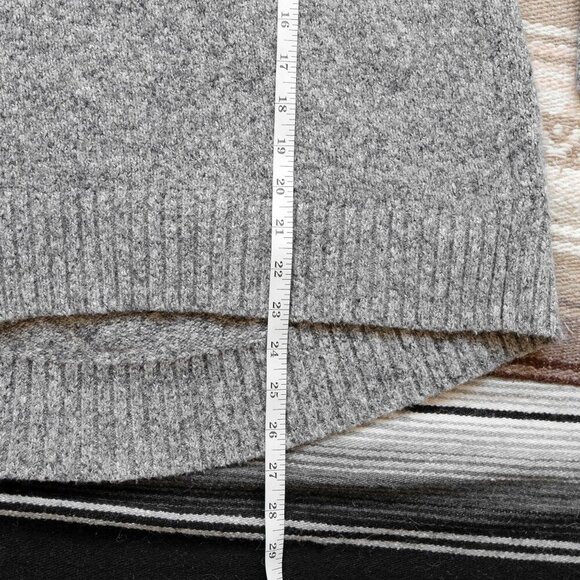 OLD NAVY SWEATER SZ M GRAY CHUNKY KNIT TURTLE COWL NECK LONG SLEEVES OVERSIZED - Picture 7 of 7